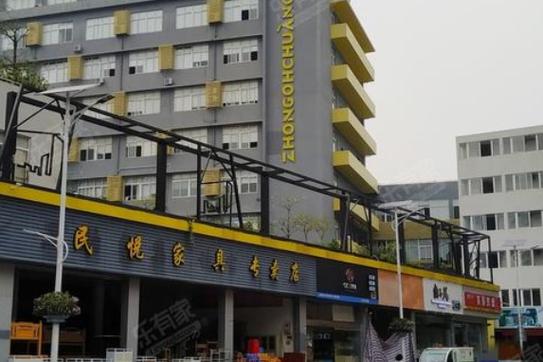 位于广州市天河沙太南,共计房屋40户,小区物业公司为无物业管理服务